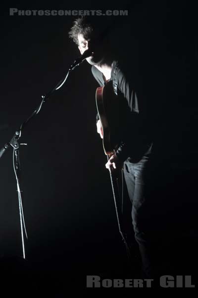 BLACK REBEL MOTORCYCLE CLUB - 2010-05-12 - PARIS - Le Bataclan - Robert Levon Been